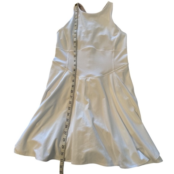 Lululemon Court Crush Dress White Built-In Shorts Tennis Pickleball Size 8 - Picture 6 of 10